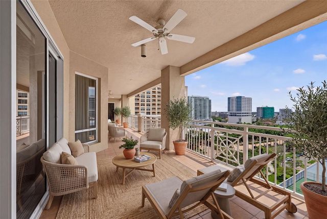 35 WATERGATE DRIVE 1104, Sarasota, FL 34236