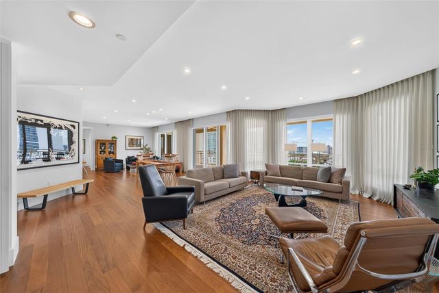 35 WATERGATE DRIVE 1104, Sarasota, FL 34236