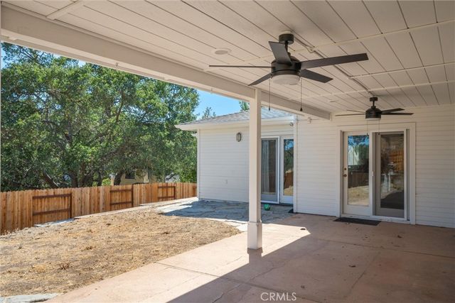 806 Grove Street, Paso Robles, CA 93446