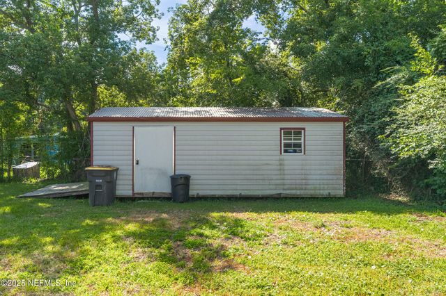 6714 CALVADOS Avenue, Jacksonville, FL 32205