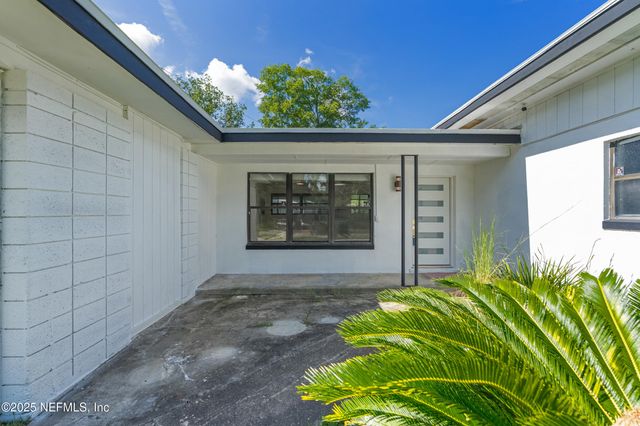 6714 CALVADOS Avenue, Jacksonville, FL 32205