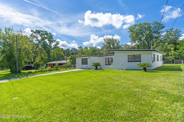 6714 CALVADOS Avenue, Jacksonville, FL 32205