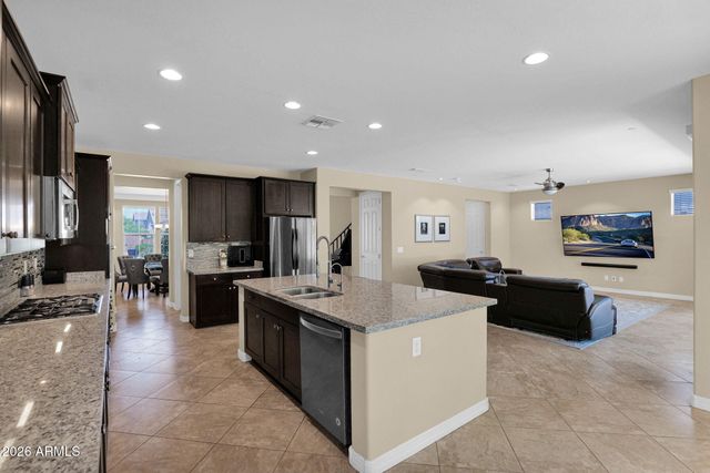 2839 E MUIRFIELD Street, Gilbert, AZ 85298