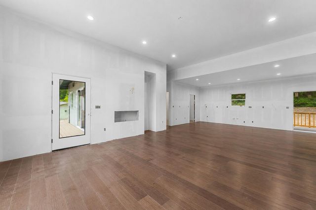 186 Jacks Hollow Road, Walnut Shade, MO 65771