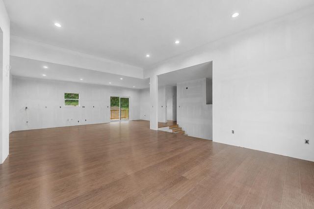186 Jacks Hollow Road, Walnut Shade, MO 65771