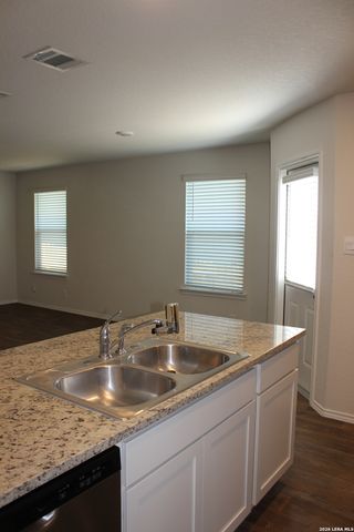 15726 Smoky Honeyeater, San Antonio, TX 78253