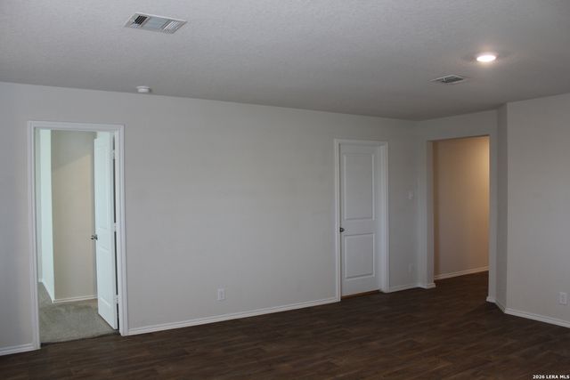 15726 Smoky Honeyeater, San Antonio, TX 78253