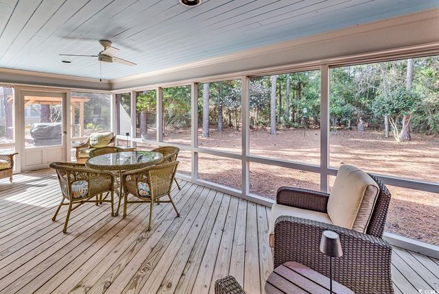 728 Crooked Oak Dr., Pawleys Island, SC 29585