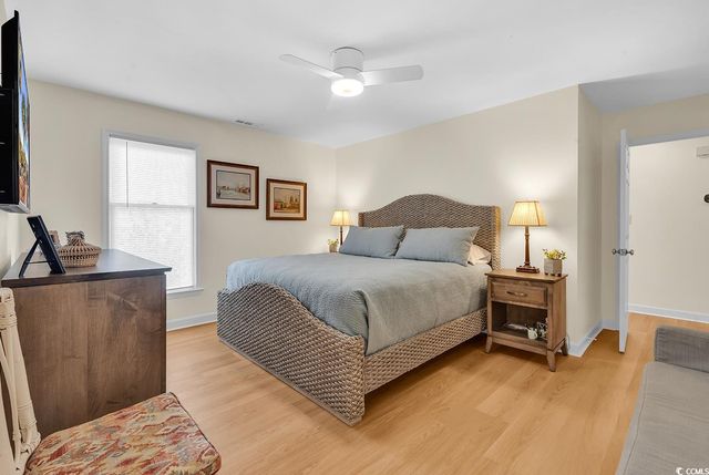 728 Crooked Oak Dr., Pawleys Island, SC 29585