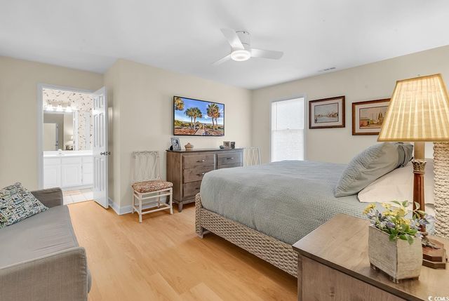 728 Crooked Oak Dr., Pawleys Island, SC 29585