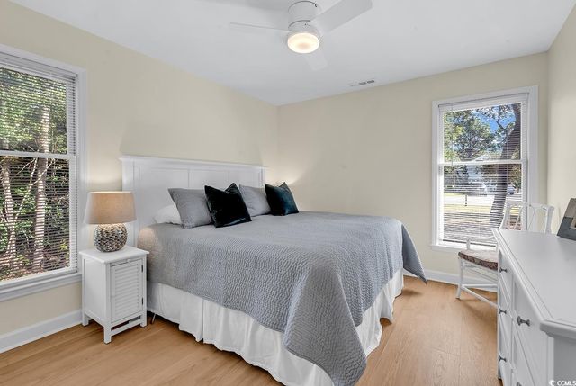 728 Crooked Oak Dr., Pawleys Island, SC 29585