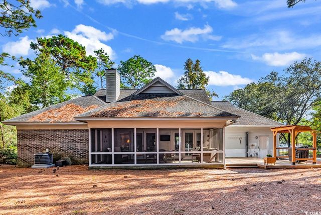 728 Crooked Oak Dr., Pawleys Island, SC 29585