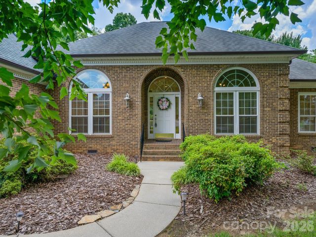 1318 Fawn Ridge Road NW, Concord, NC 28027