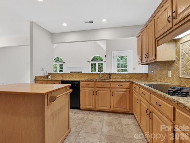 1318 Fawn Ridge Road NW, Concord, NC 28027