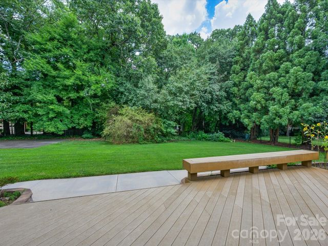1318 Fawn Ridge Road NW, Concord, NC 28027