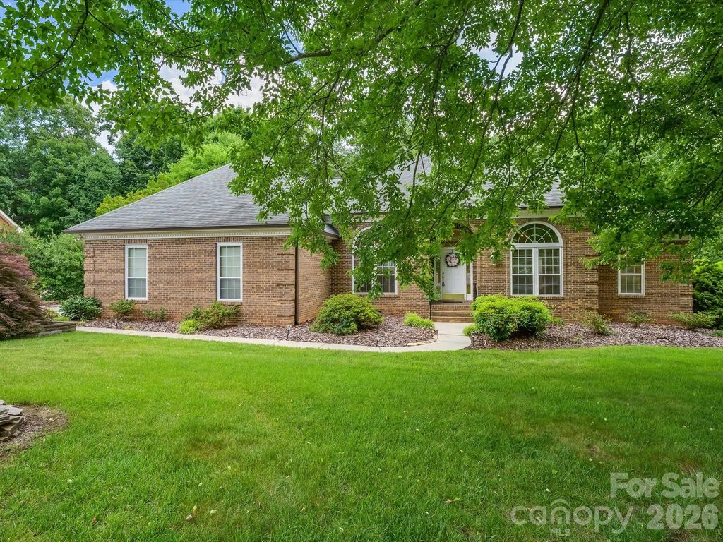 1318 Fawn Ridge Road NW, Concord, NC 28027