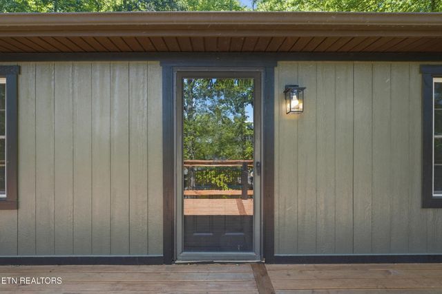 118 Clark Lane, Harriman, TN 37748
