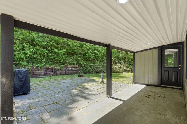 118 Clark Lane, Harriman, TN 37748