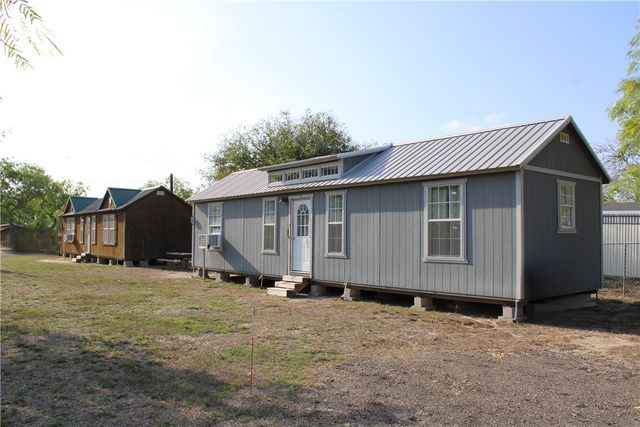 455 S Tony De La Rosa St, Sarita, TX 78385