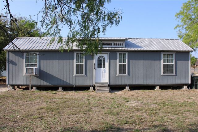 455 S Tony De La Rosa St, Sarita, TX 78385