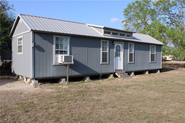 455 S Tony De La Rosa St, Sarita, TX 78385