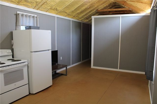 455 S Tony De La Rosa St, Sarita, TX 78385