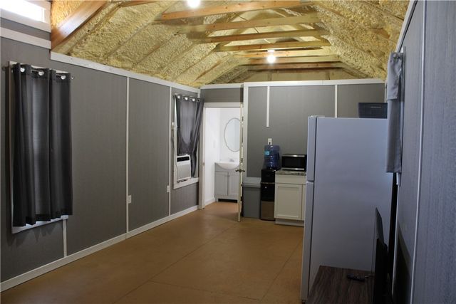 455 S Tony De La Rosa St, Sarita, TX 78385