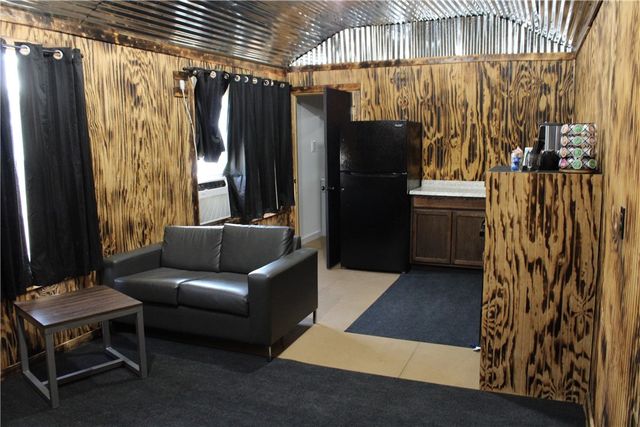 455 S Tony De La Rosa St, Sarita, TX 78385