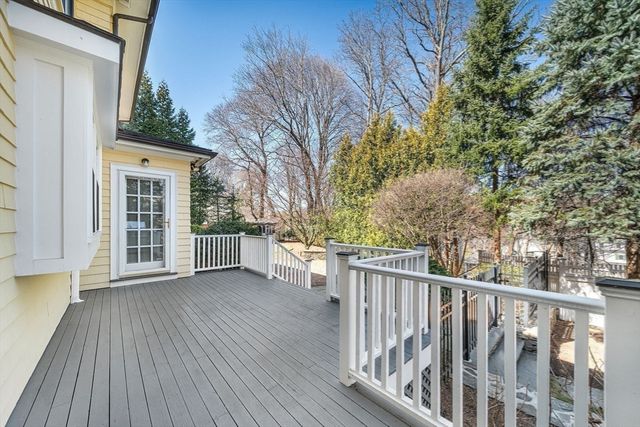 11 Winthrop Road, Lexington, MA 02421