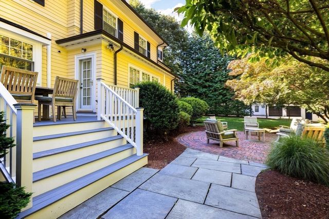 11 Winthrop Road, Lexington, MA 02421