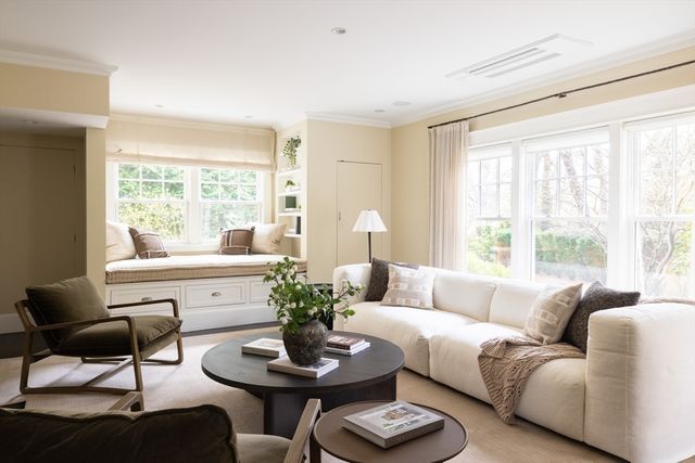 11 Winthrop Road, Lexington, MA 02421