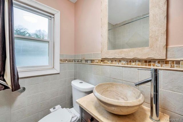 277 Clocks Boulevard, Massapequa, NY 11758