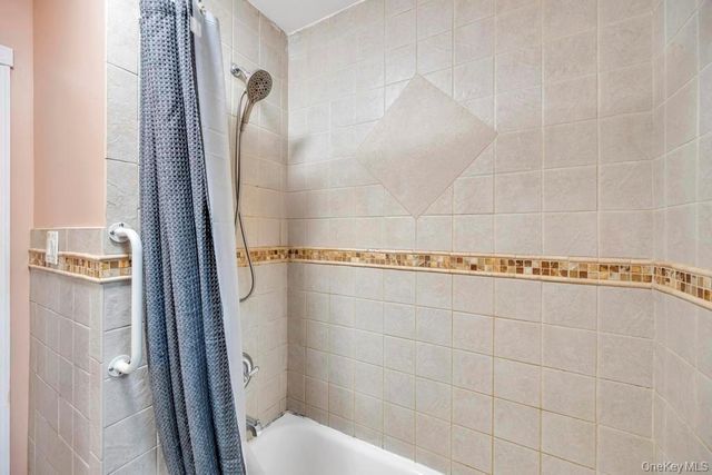 277 Clocks Boulevard, Massapequa, NY 11758