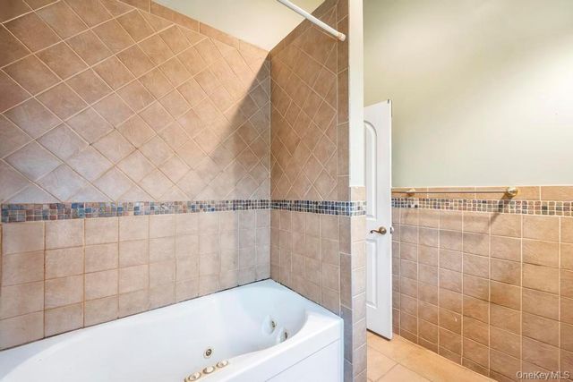 277 Clocks Boulevard, Massapequa, NY 11758