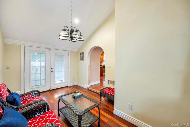 277 Clocks Boulevard, Massapequa, NY 11758