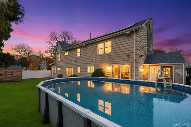 277 Clocks Boulevard, Massapequa, NY 11758