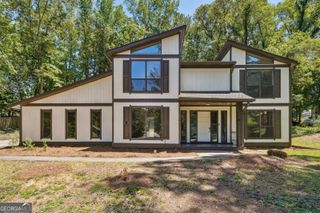 5249 Golf Valley Way, Stone Mountain, GA 30088