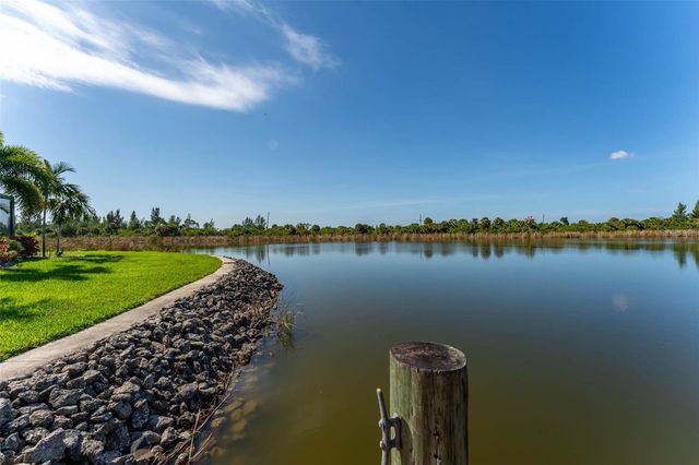 10650 POUGHKEEPSIE CIRCLE, Port Charlotte, FL 33981