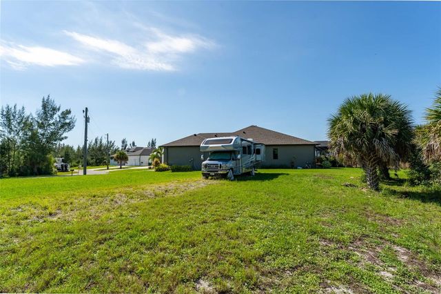 10650 POUGHKEEPSIE CIRCLE, Port Charlotte, FL 33981