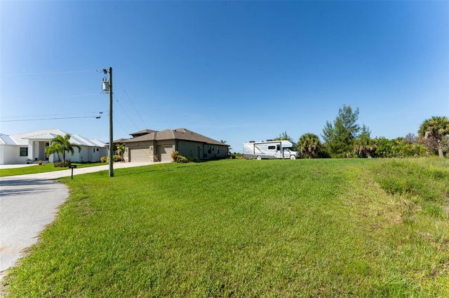 10650 POUGHKEEPSIE CIRCLE, Port Charlotte, FL 33981