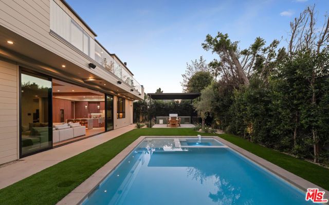 565 Toyopa Drive, Pacific Palisades (los Angeles), CA 90272