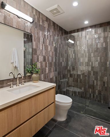 565 Toyopa Drive, Pacific Palisades (los Angeles), CA 90272