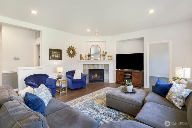 5440 NE 2nd Court, Renton, WA 98059