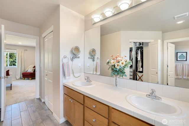 5440 NE 2nd Court, Renton, WA 98059