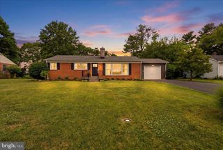 110 BATTLETOWN DR, Berryville, VA 22611