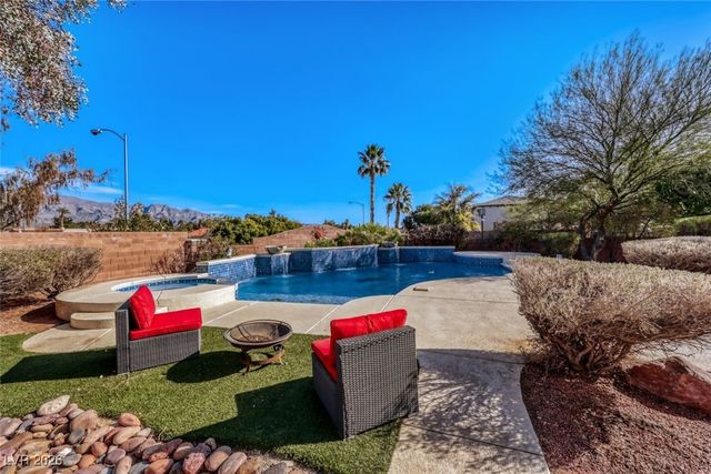 6320 Thunder Blitz Avenue, Las Vegas, NV 89131