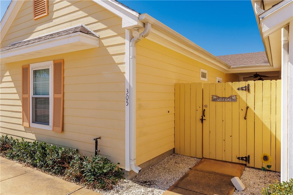 14521 E Cabana St 305, Corpus Christi, TX 78418 — photo 3