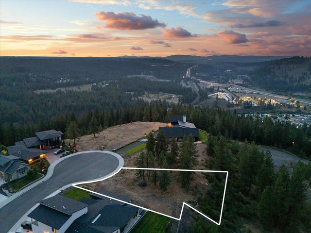 5229 S Falcon Point Ct, Spokane, WA 99224
