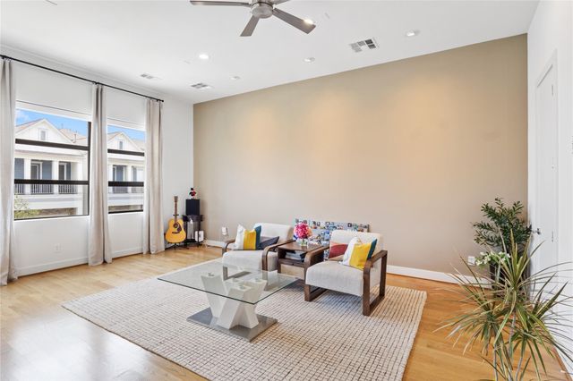 1302 Crocker Street, Houston, TX 77019