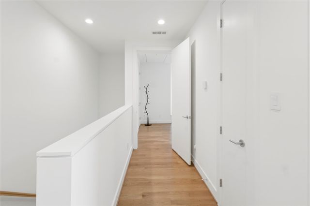 1302 Crocker Street, Houston, TX 77019